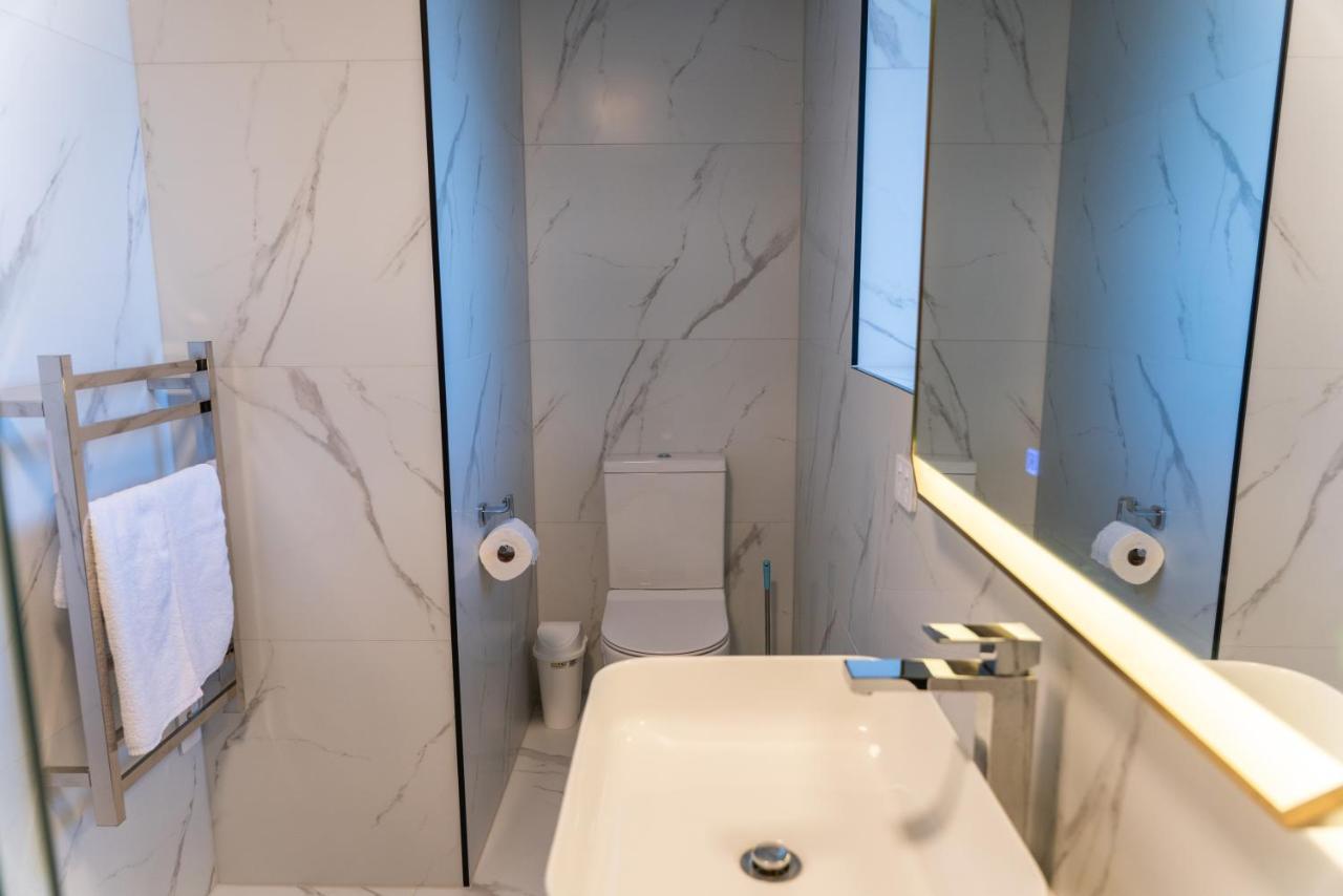 Jillylan Villa Apartment Кромуел Екстериор снимка